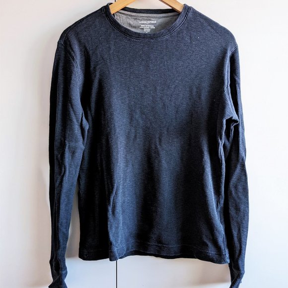 Mens Banana Republic Waffle Long Sleeve in Navy